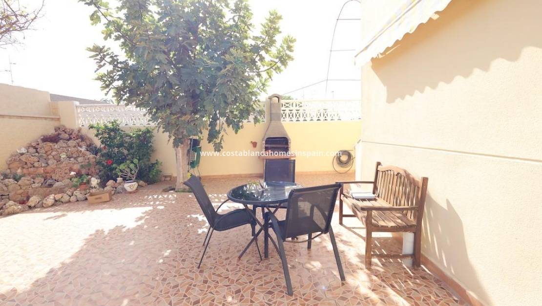 Resale - Villa - Orihuela Costa - Playa Flamenca