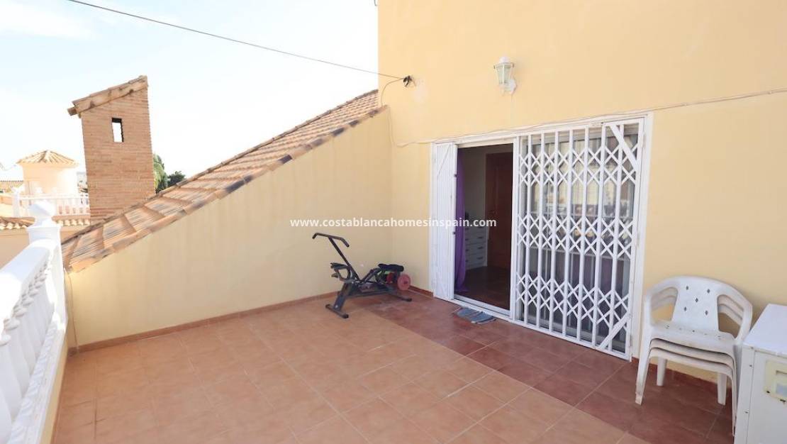 Resale - Villa - Orihuela Costa - Playa Flamenca