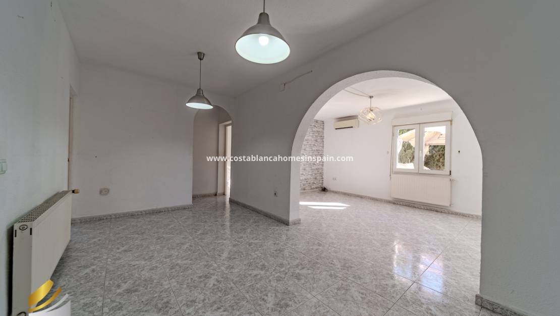 Resale - Villa - Orihuela Costa - Villamartin