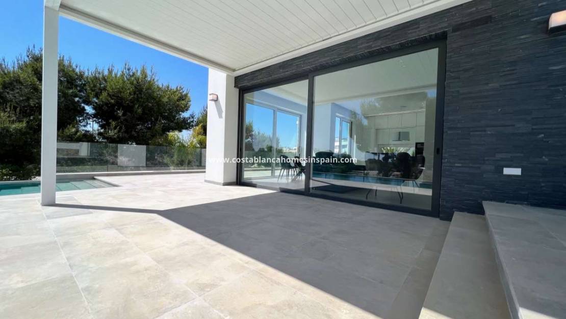 Resale - Villa - Orihuela - Las Colinas Golf