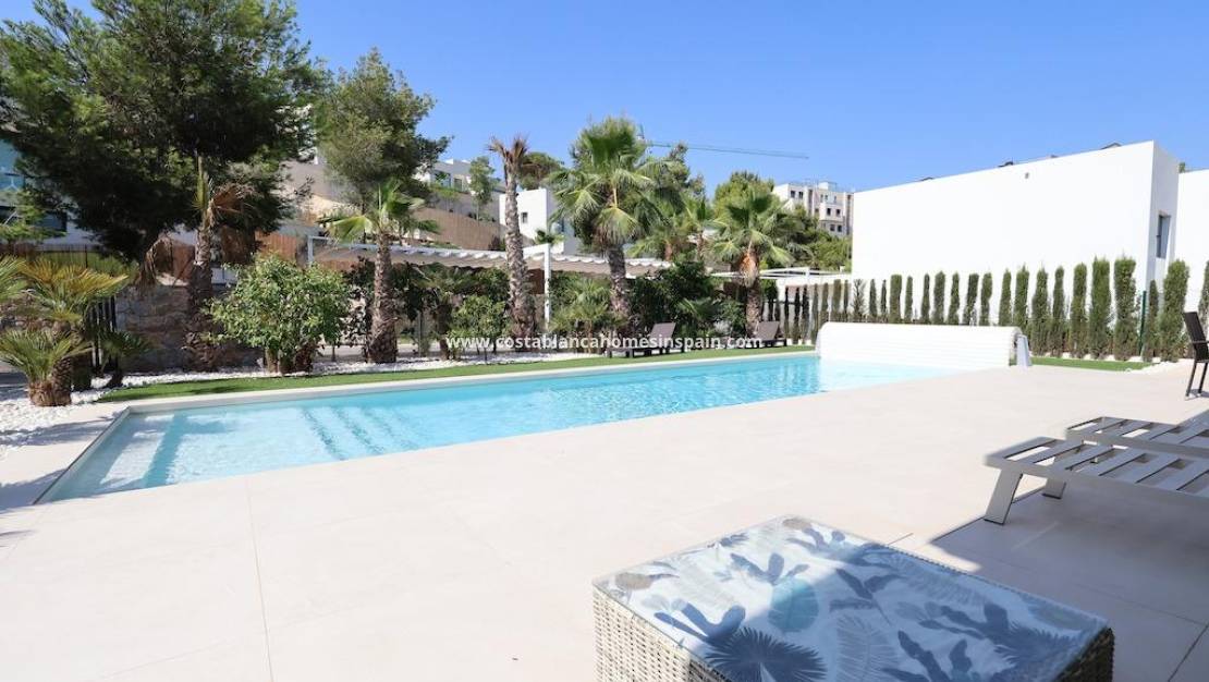 Resale - Villa - Orihuela - Las Colinas Golf