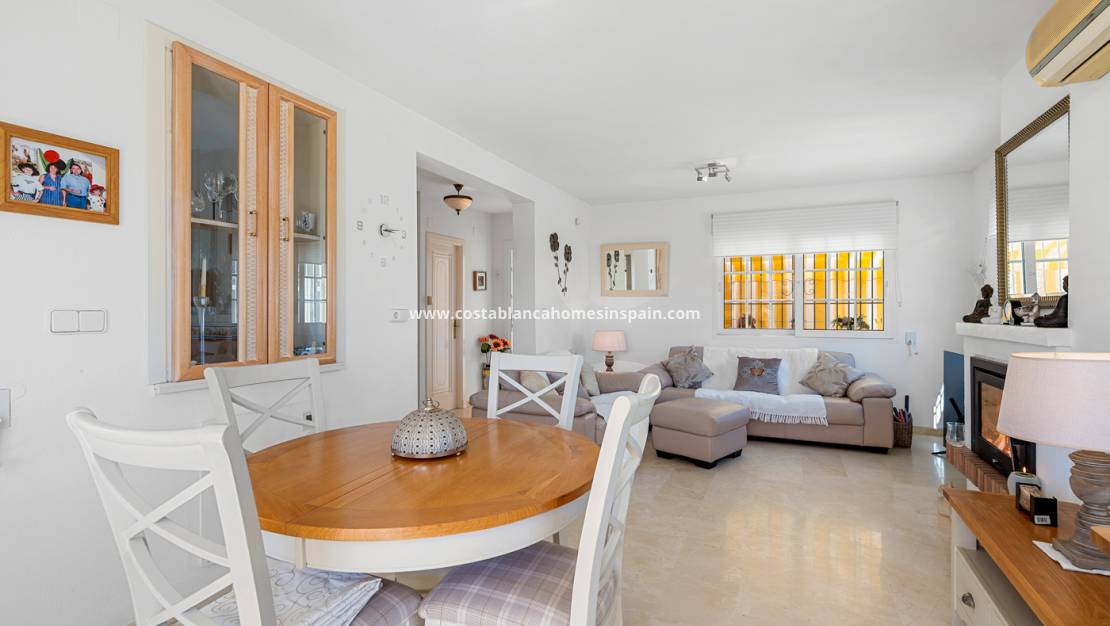 Resale - Villa - Orihuela - Playa Flamenca