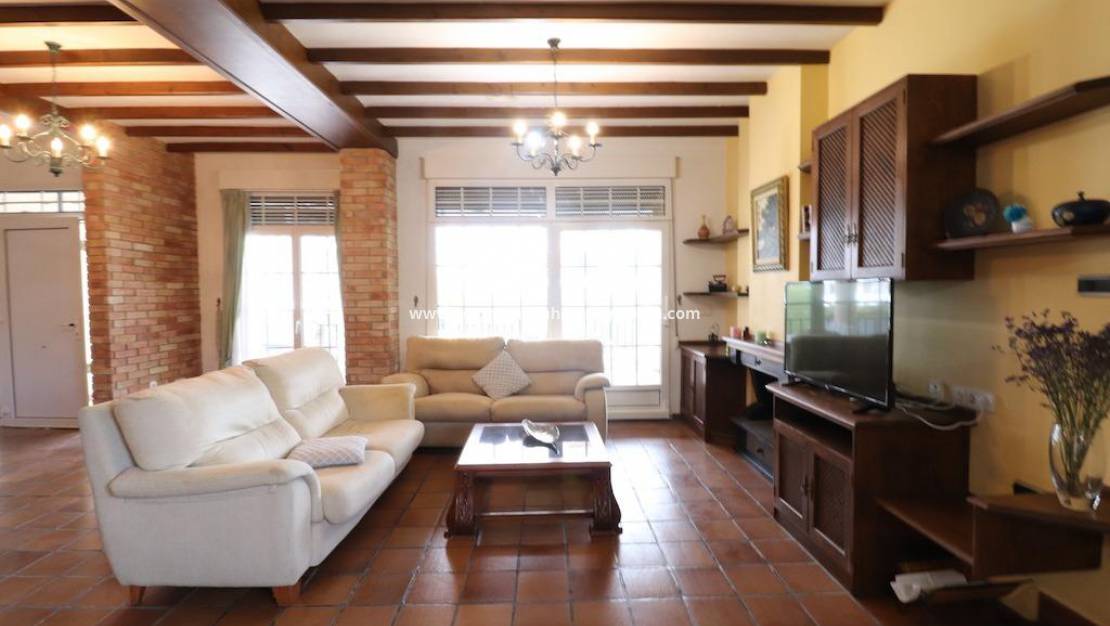 Resale - Villa - Pilar de la Horadada - RioMar