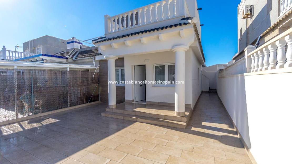 Resale - villa - Torrevieja - El chaparral