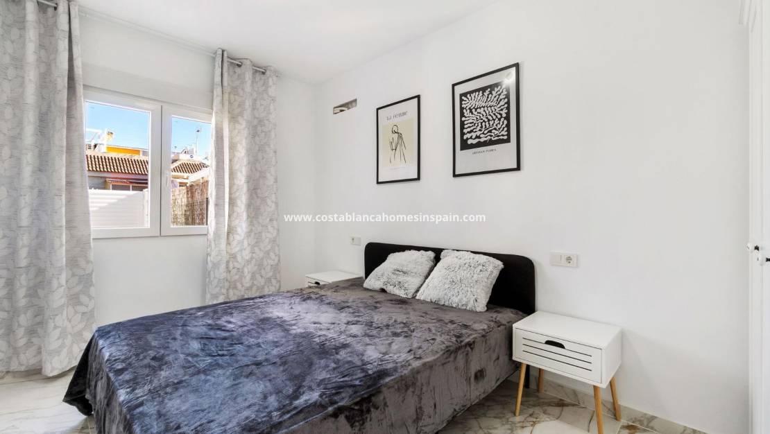 Resale - villa - Torrevieja - El chaparral