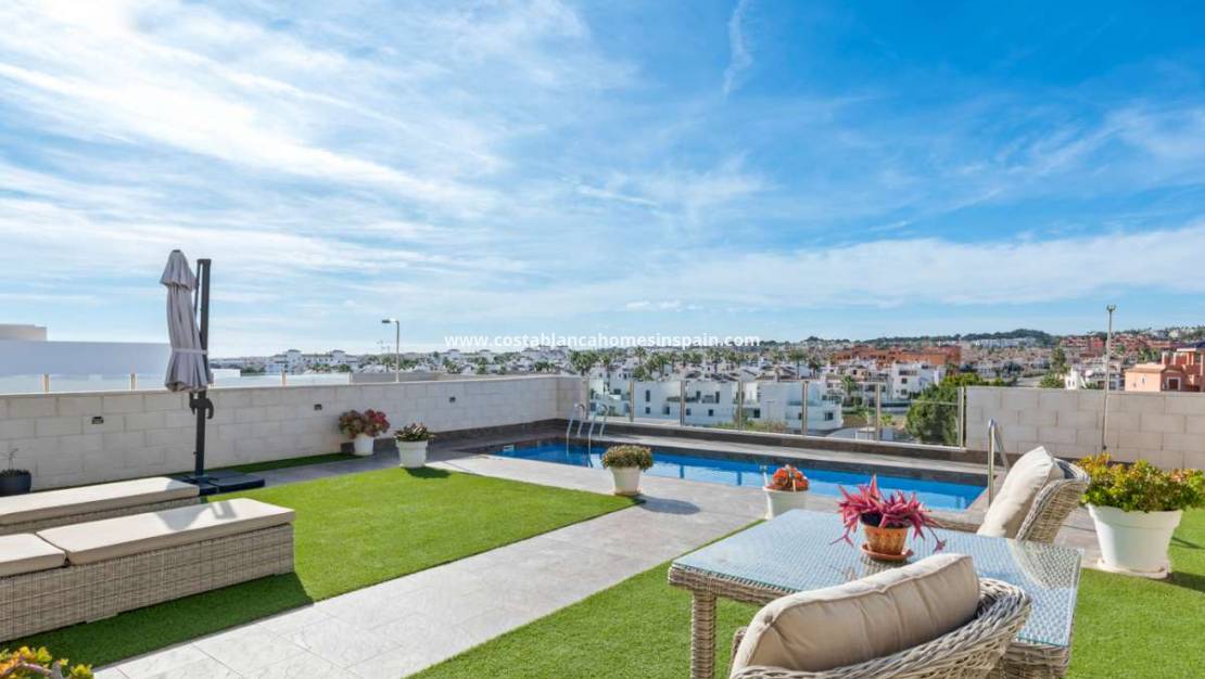 Resale - Villa - Villamartín