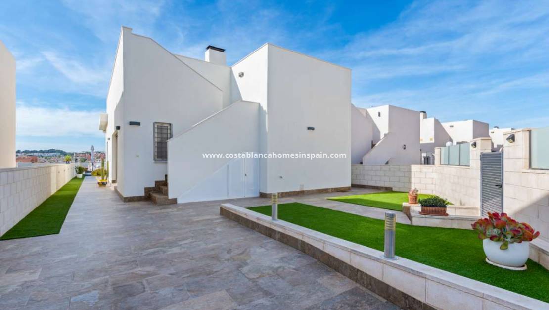 Resale - Villa - Villamartín