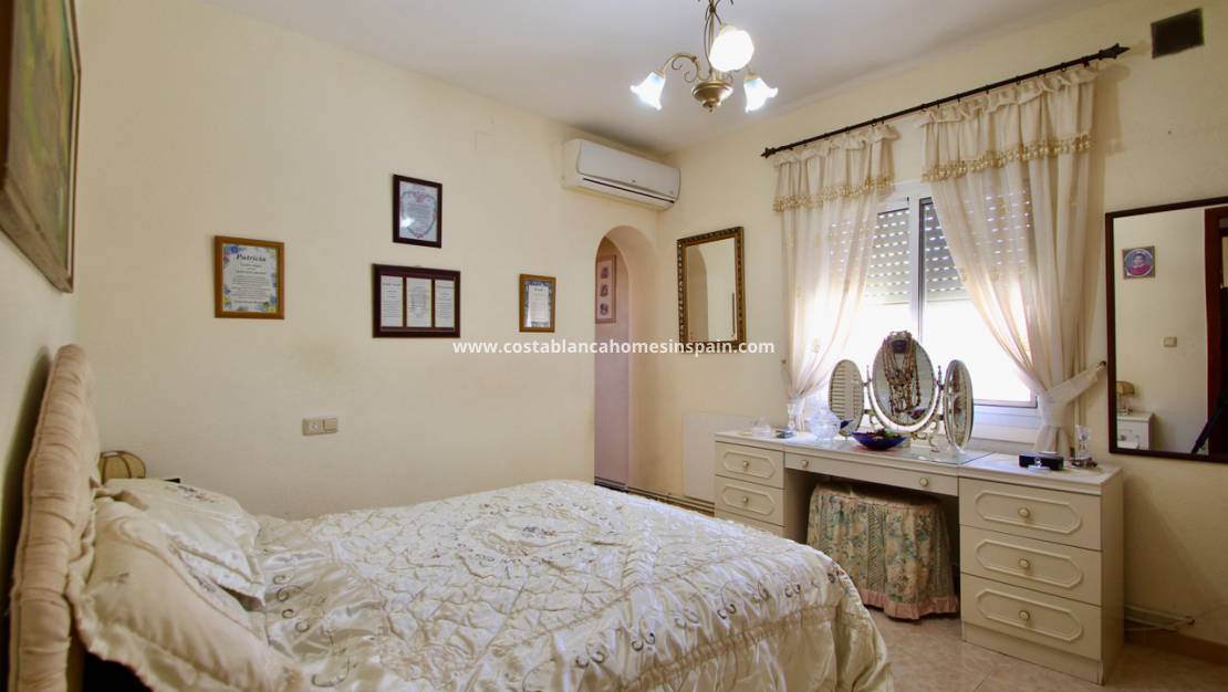 Resale -  - Villamartin