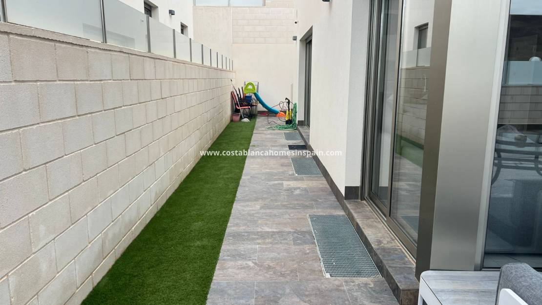 Resale -  - Villamartin