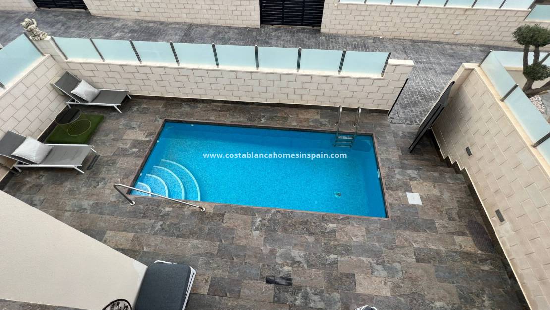 Resale -  - Villamartin