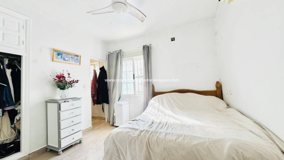 Resale -  - Villamartin