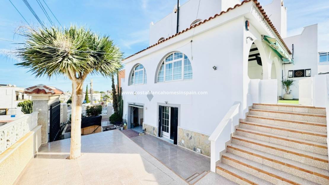 Resale -  - Villamartin