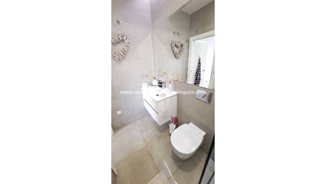 Resale -  - Villamartin