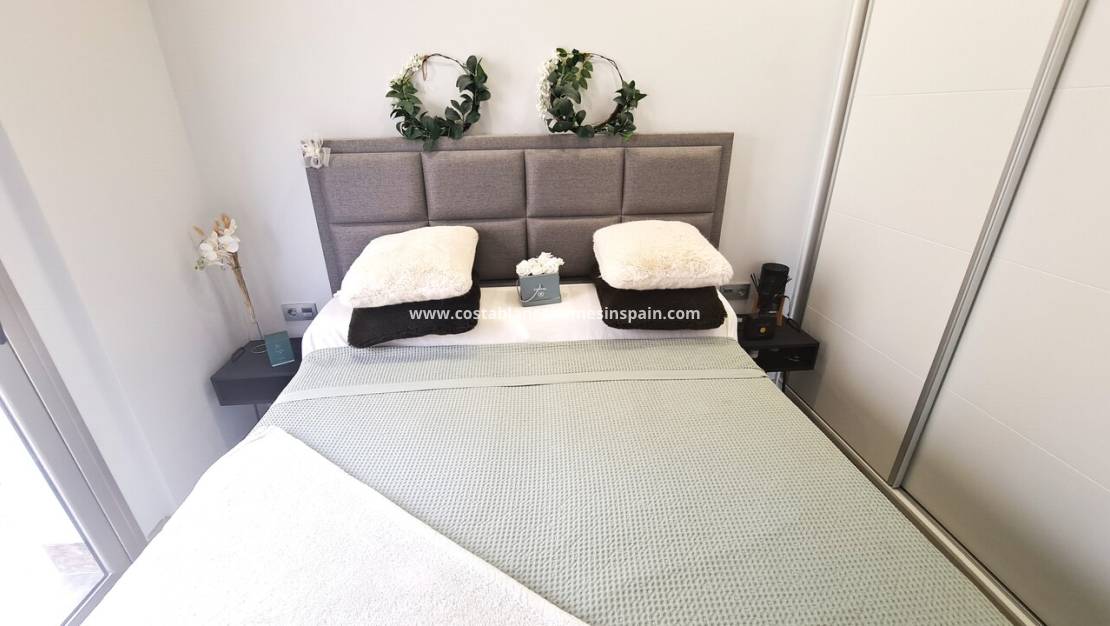 Resale -  - Villamartin