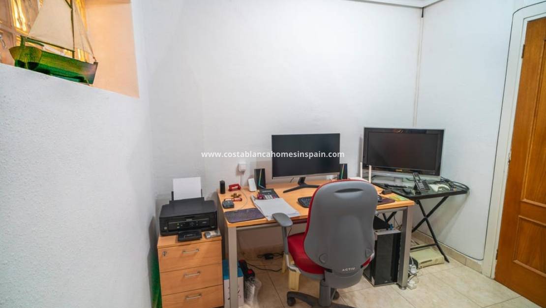 Resale -  - Villamartin