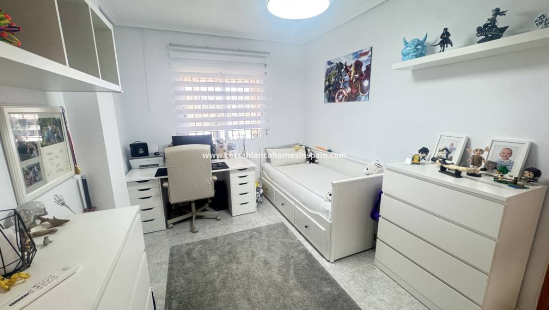 Resale -  - Villamartin