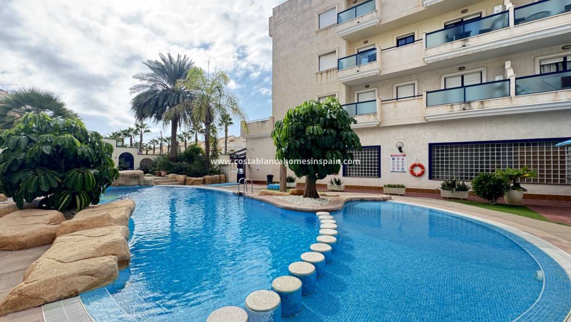 Revente - Apartment - Cabo Roig