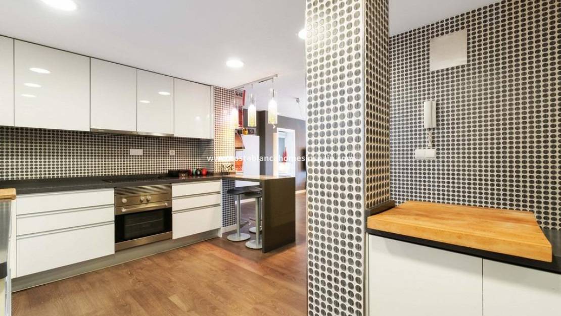 Revente - Apartment - Campoamor