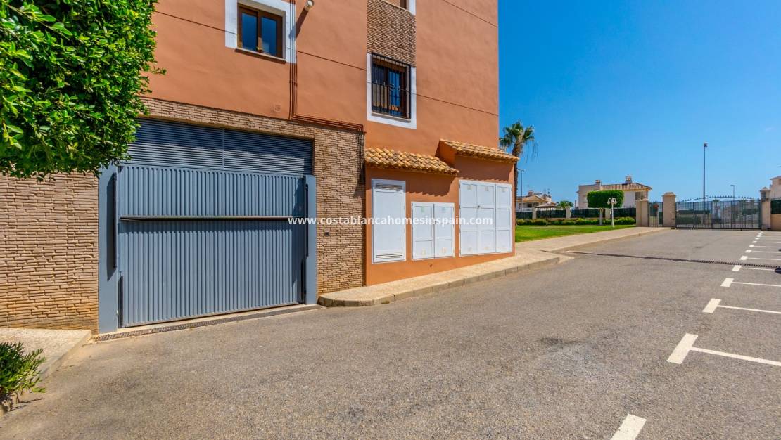 Revente - Apartment / flat - Orihuela Costa - Villamartín