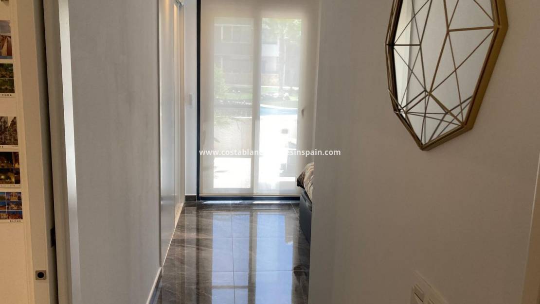 Revente - Apartment - Los Altos