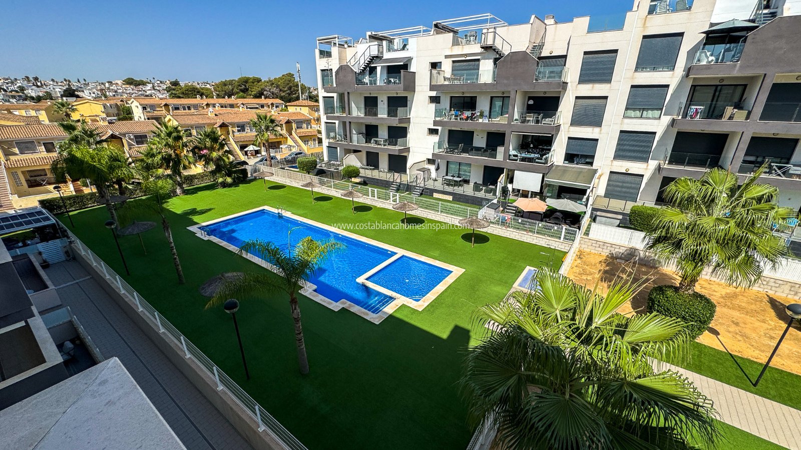 Revente - Apartment - Orihuela Costa - Villamartin