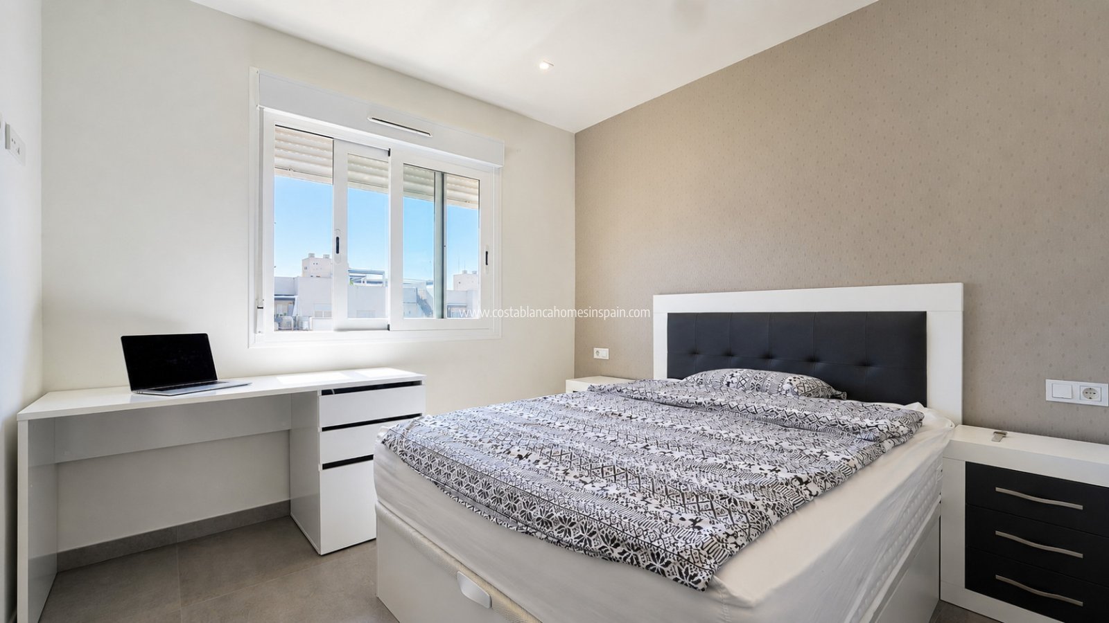 Revente - Apartment - Torrevieja - Aguas Nuevas