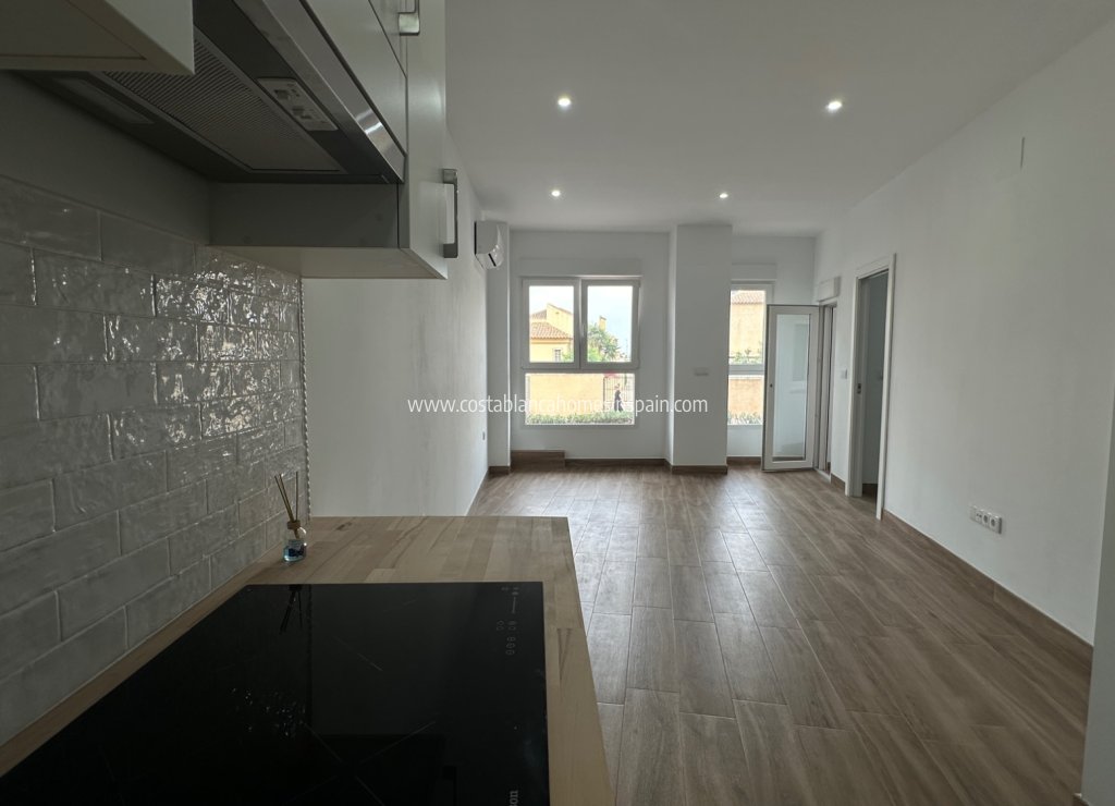 Revente - Apartment - Torrevieja - Centro