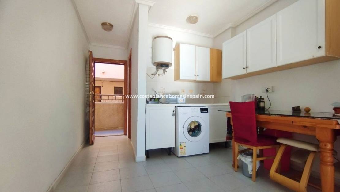 Revente - Apartment - Torrevieja - El chaparral