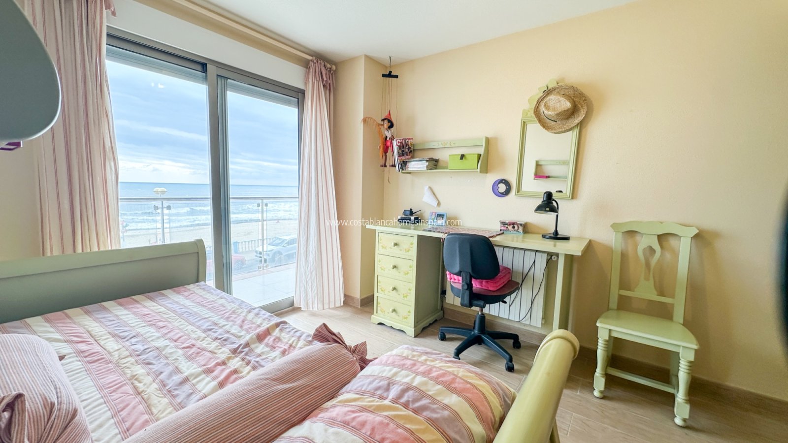 Revente - Apartment - Torrevieja - Playa de los Locos