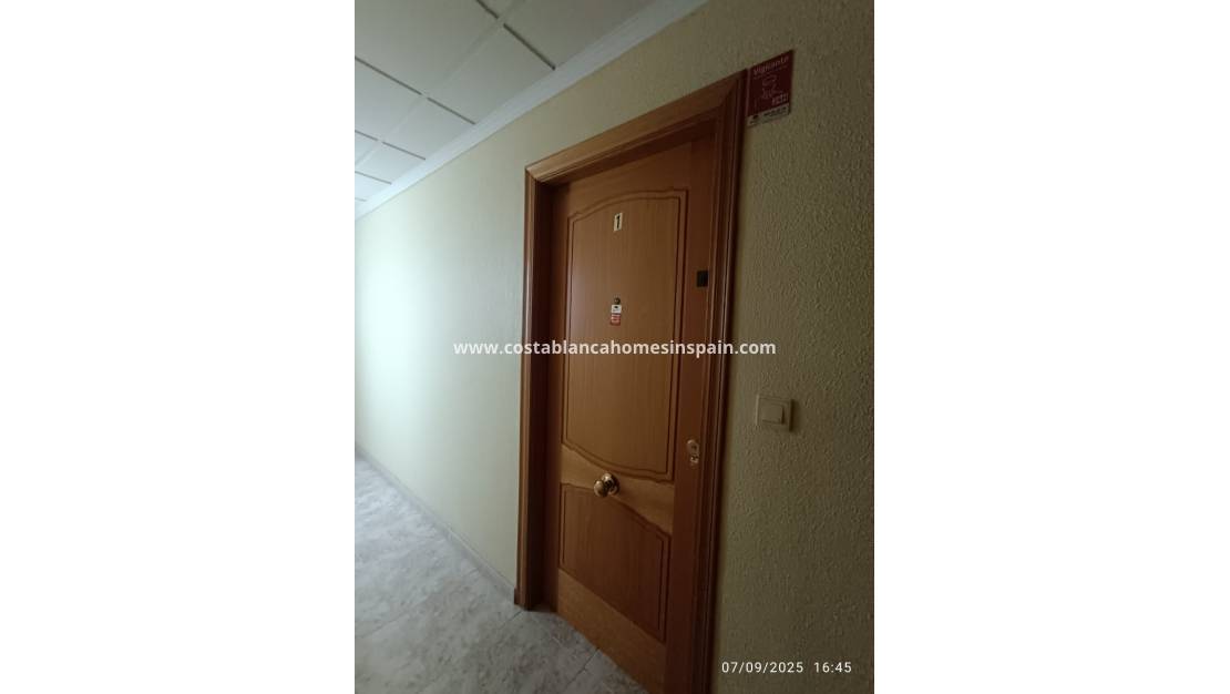 Revente - Apartment - Torrevieja - Playa de los Locos