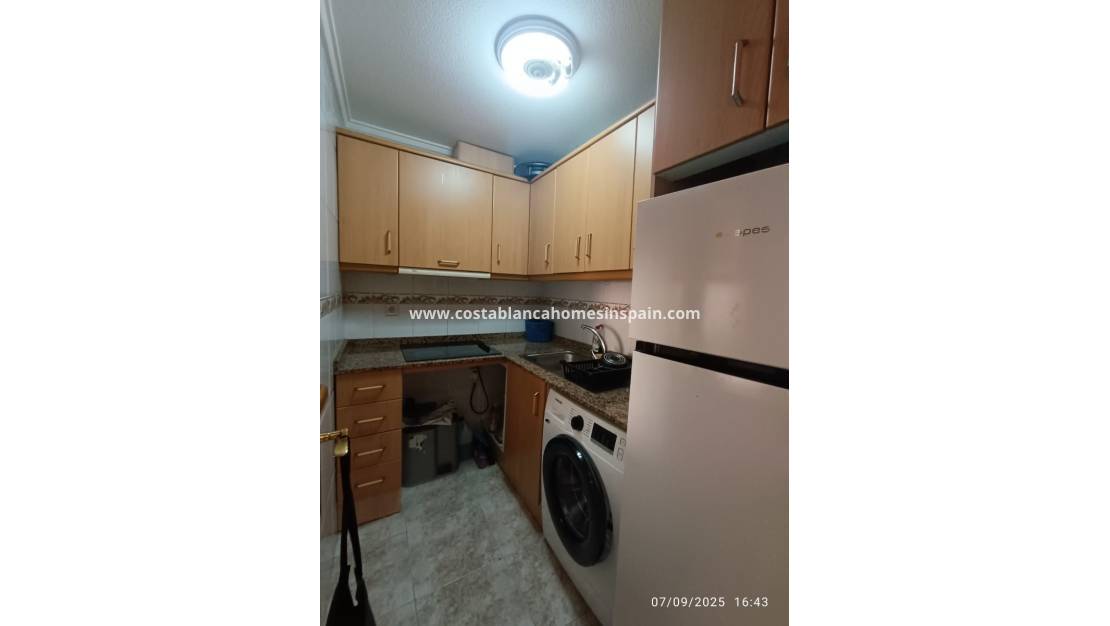 Revente - Apartment - Torrevieja - Playa de los Locos