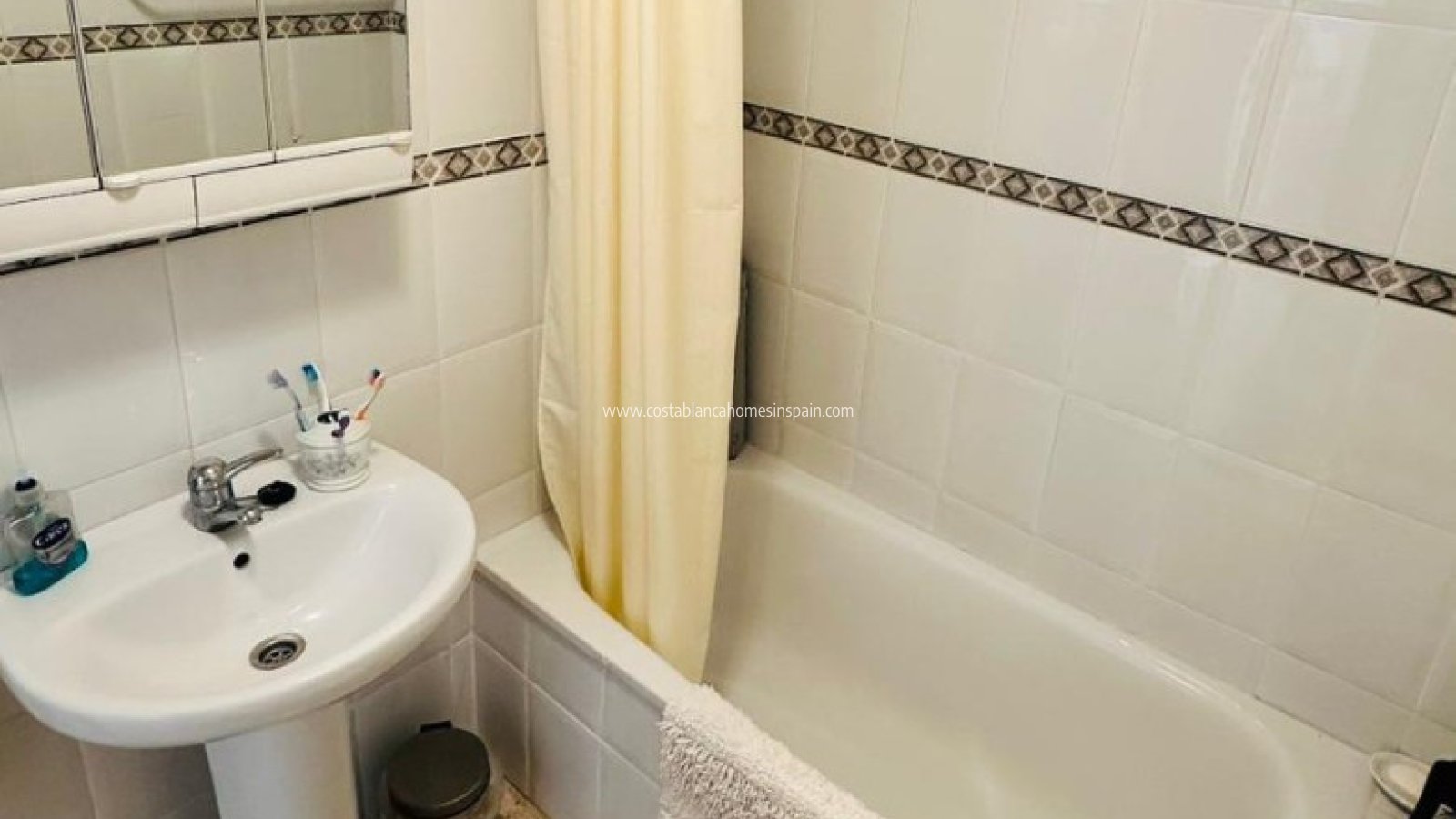 Revente - Apartment - Torrevieja - Urbanización San Luis