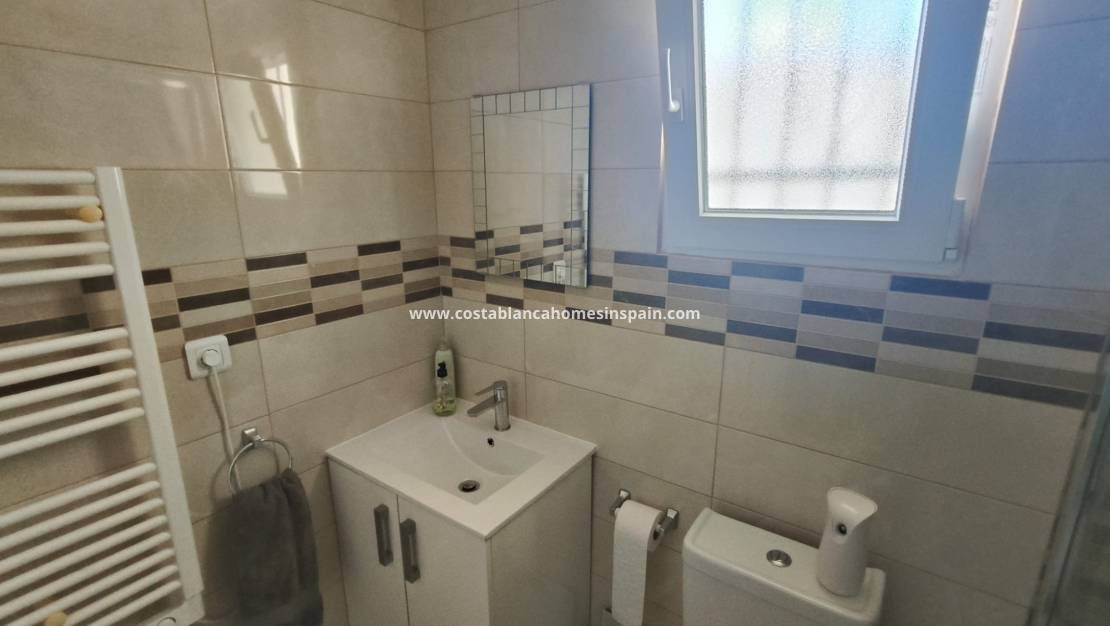 Revente - Apartment - Villamartin - Orihuela Costa