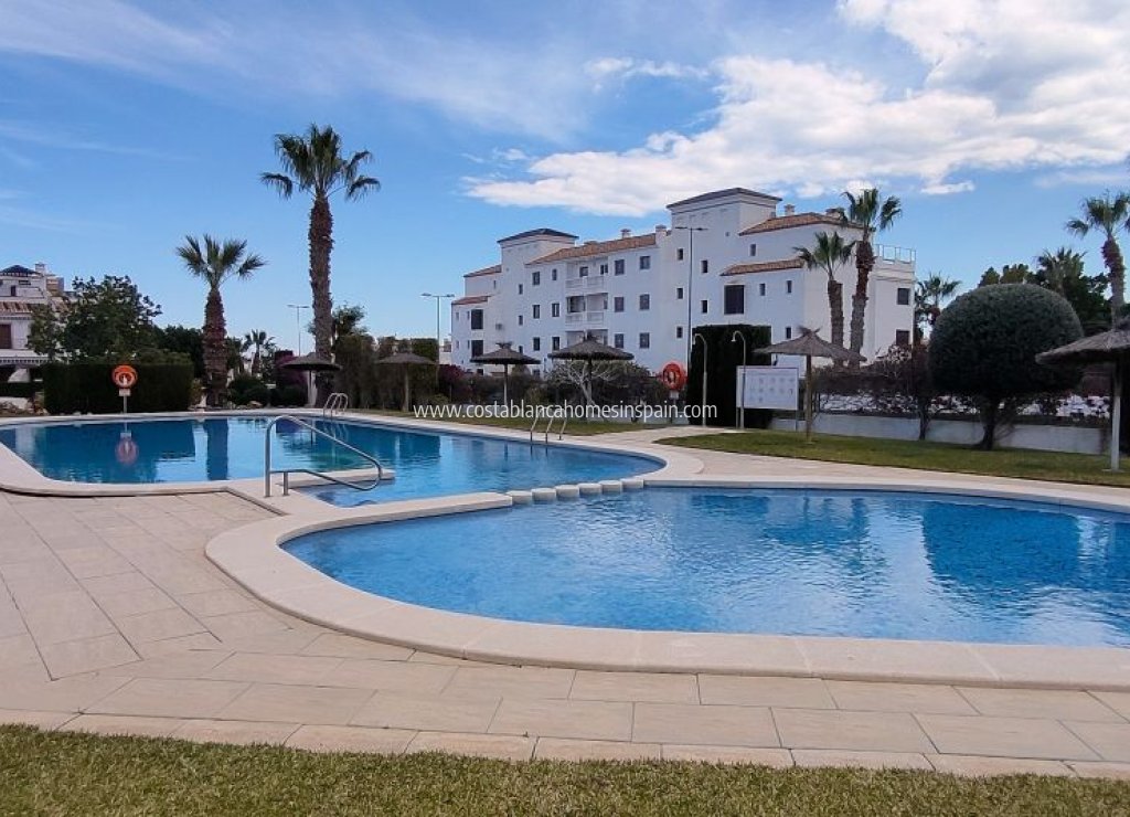 Revente - Apartment - Villamartin