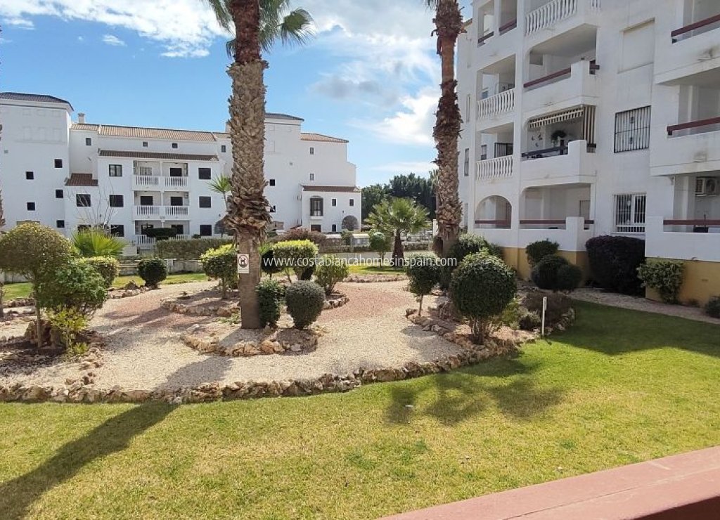 Revente - Apartment - Villamartin