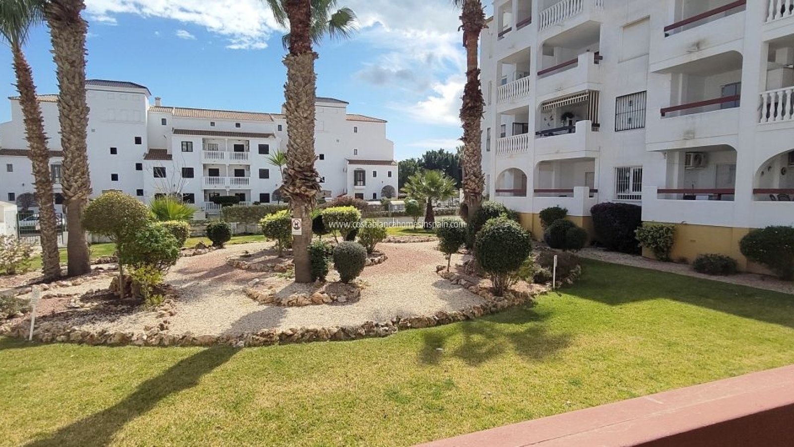 Revente - Apartment - Villamartin