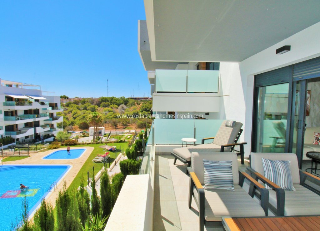 Revente - Apartment - Villamartin