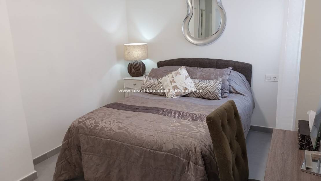 Revente - Apartment - Villamartin