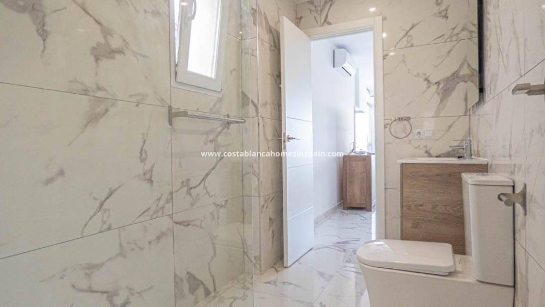 Revente - Apartment - Villamartin