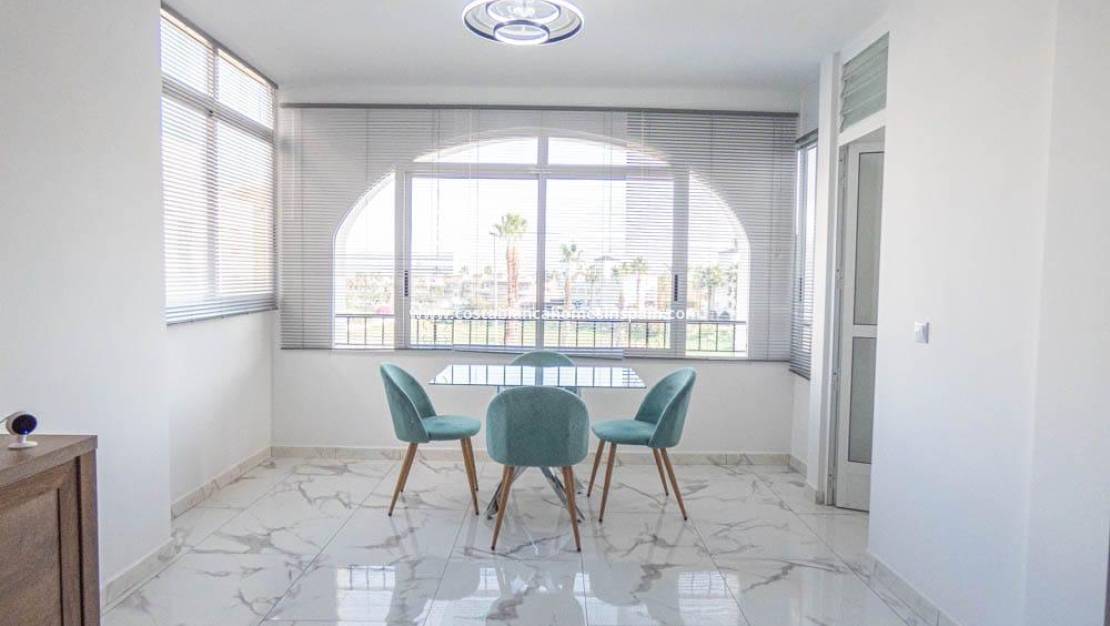 Revente - Apartment - Villamartin