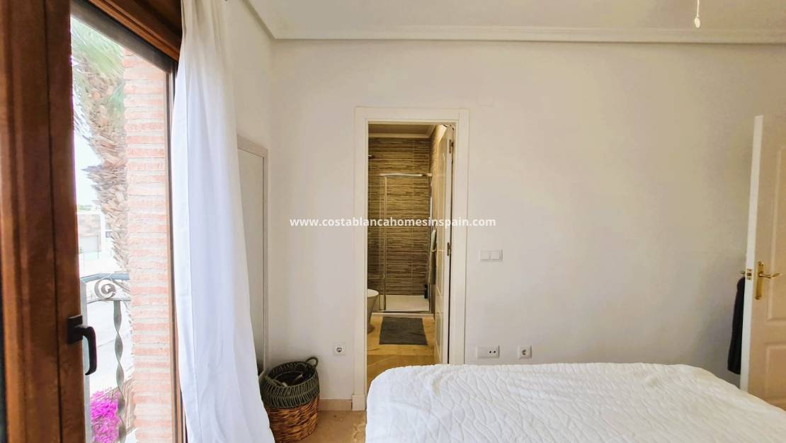 Revente - Apartment - Villamartin