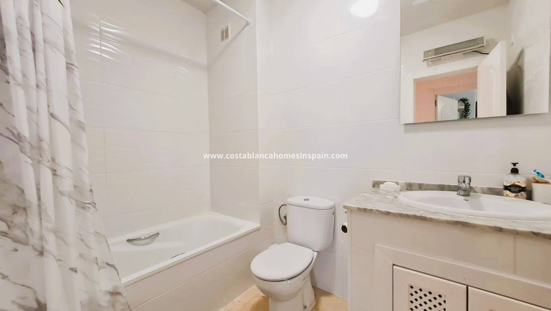 Revente - Apartment - Villamartin