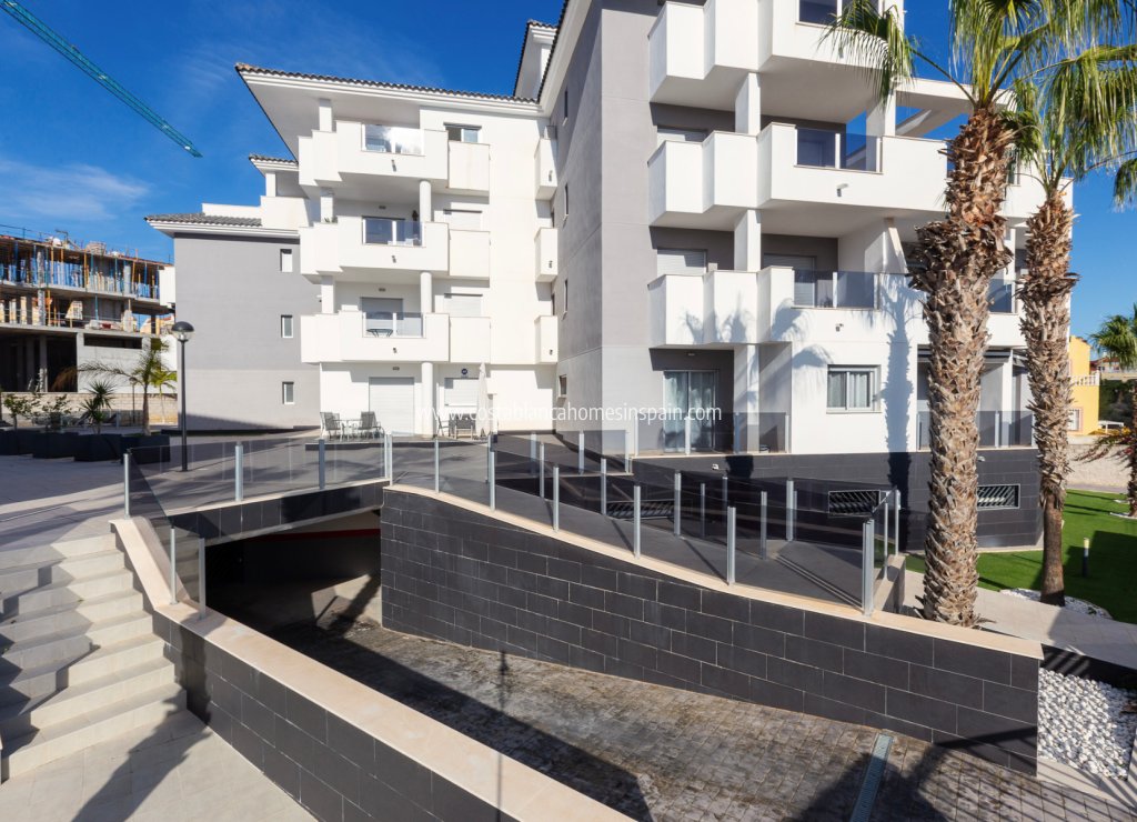 Revente - Apartment - Villamartin