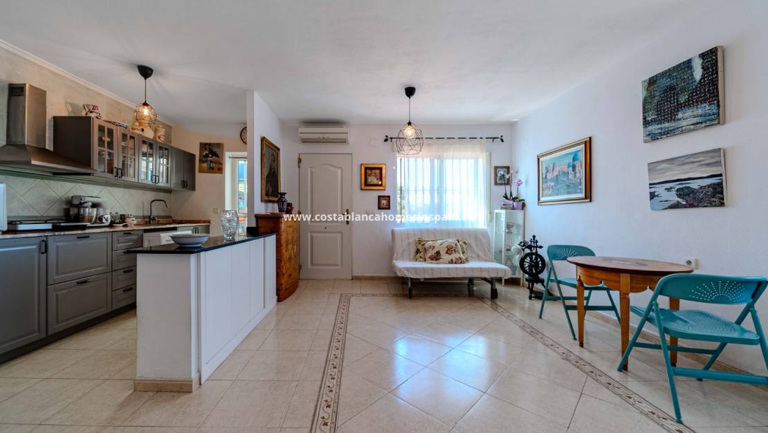 Revente - Apartment - Villamartin