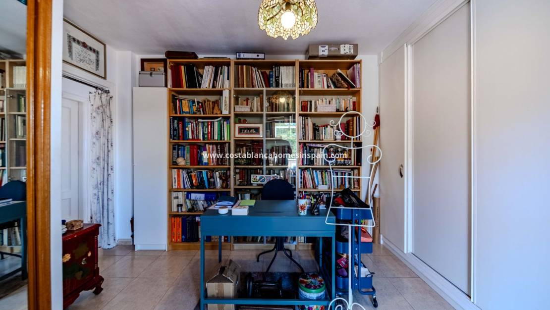 Revente - Apartment - Villamartin