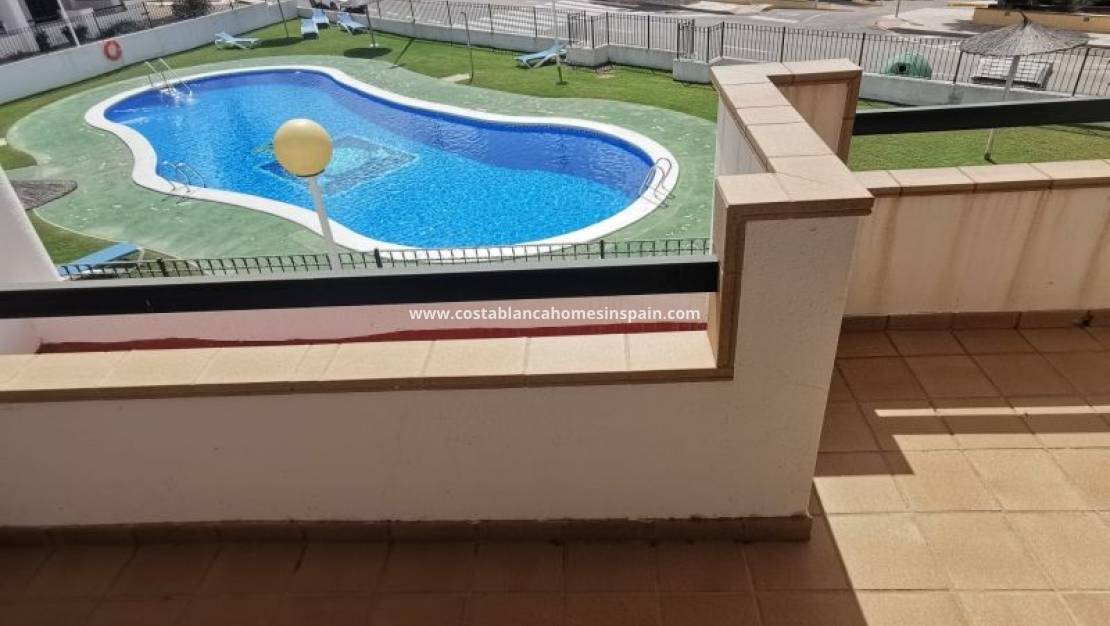 Revente - Apartment - Villamartin