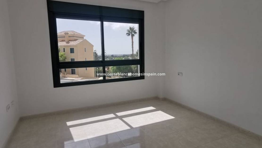 Revente - Apartment - Villamartin
