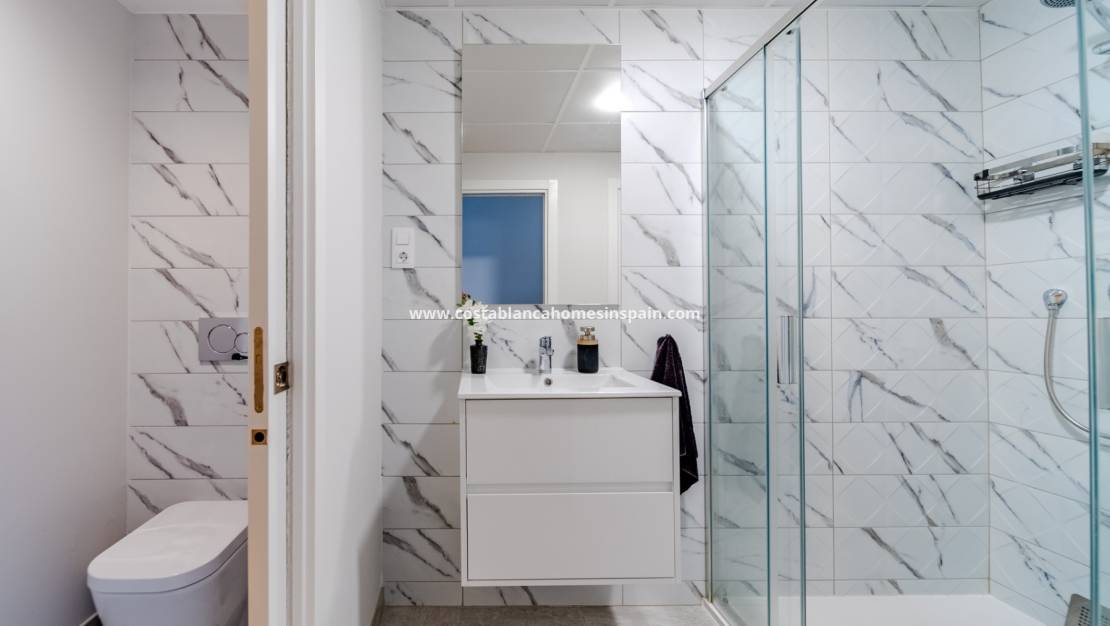 Revente - Apartment - Villamartin