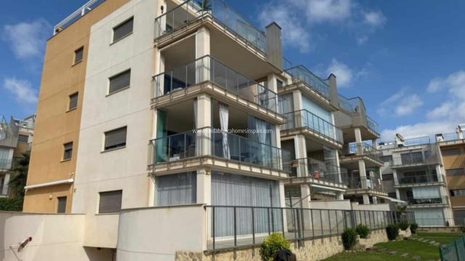 Revente - Apartment - Villamartin
