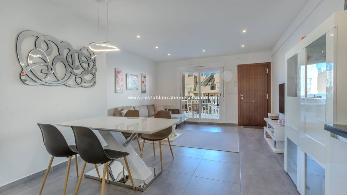 Revente - Bungalow - Torrevieja - Aguas Nuevas